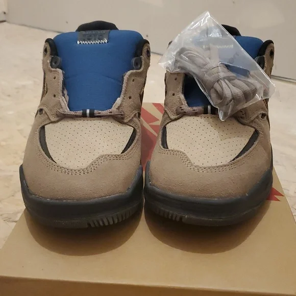 New Balance Numeric Tiago Lemos 1010 Size 11 Skate Shoes Tan/Blue/Black - Picture 2 of 5